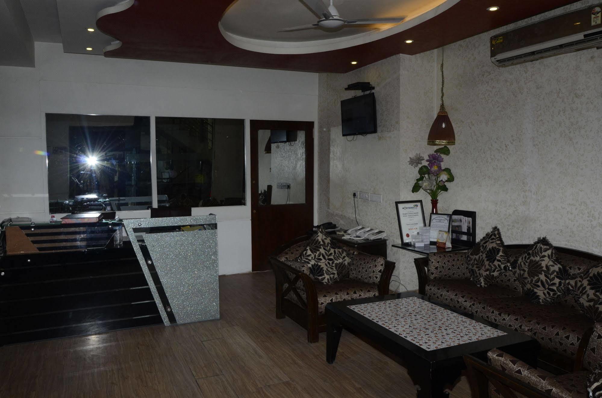 Fabexpress Grand Shoba Hotel Nova Deli Exterior foto